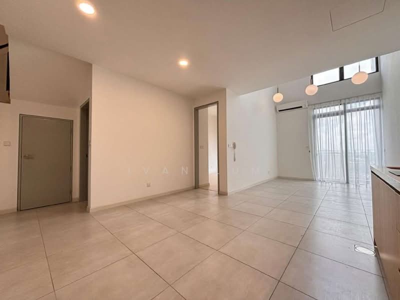 Servis Apartment untuk Dijual di The Pano - Ivan Lum - Living Room - PropertyGuru.com.my
