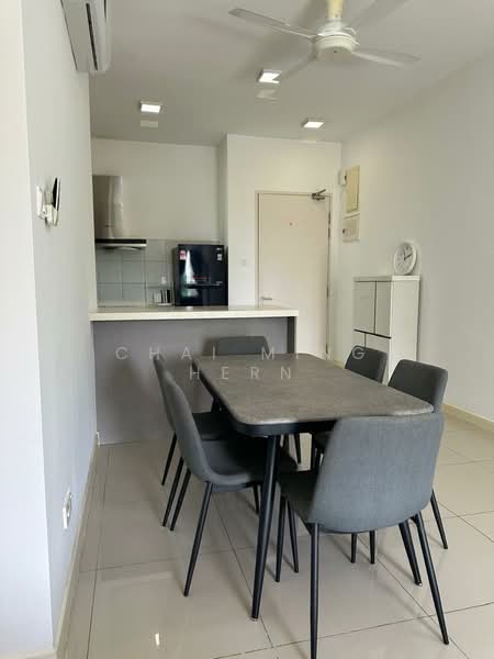 Servis Apartment untuk Disewa di Southbank Residence - Chai Ming Hern - Dining Room - PropertyGuru.com.my