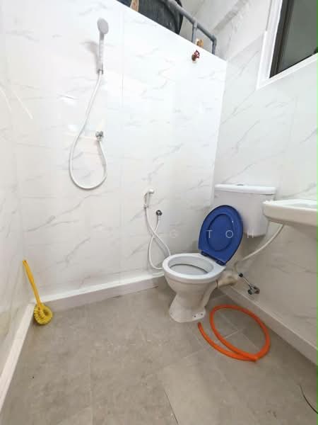 Rumah Flat untuk Dijual di Sri Lanang - Ee Fong Toh - Bathroom - PropertyGuru.com.my