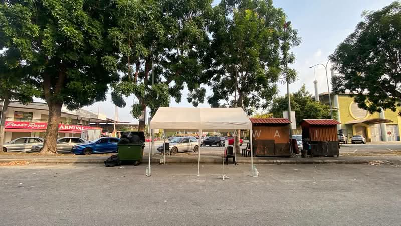 Shop for Sale in Saujana Utama (Selangor) - Fauziah Nawawi - Exterior - PropertyGuru.com.my