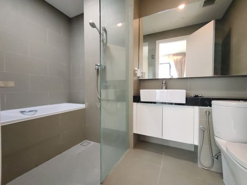 Service Residence for Sale at Three28 Tun Razak - Evie Au - Bathroom - PropertyGuru.com.my