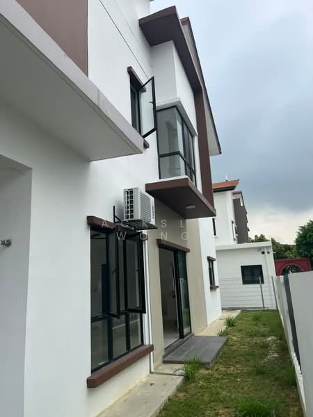 Semi-Detached House for Rent in Seksyen U13 (Setia Alam) - Jacksley Wong - Exterior - PropertyGuru.com.my