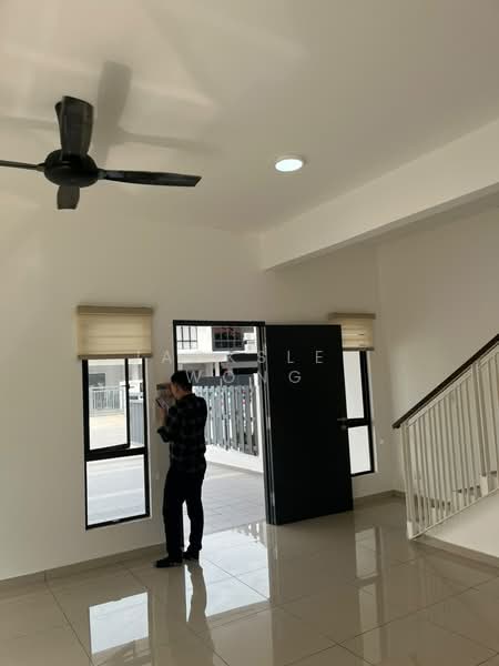 Semi-Detached House for Rent in Seksyen U13 (Setia Alam) - Jacksley Wong - Entrance - PropertyGuru.com.my