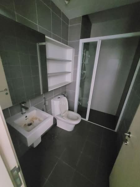 Servis Apartment untuk Dijual di Garden Plaza - Ben Ng - Bathroom - PropertyGuru.com.my