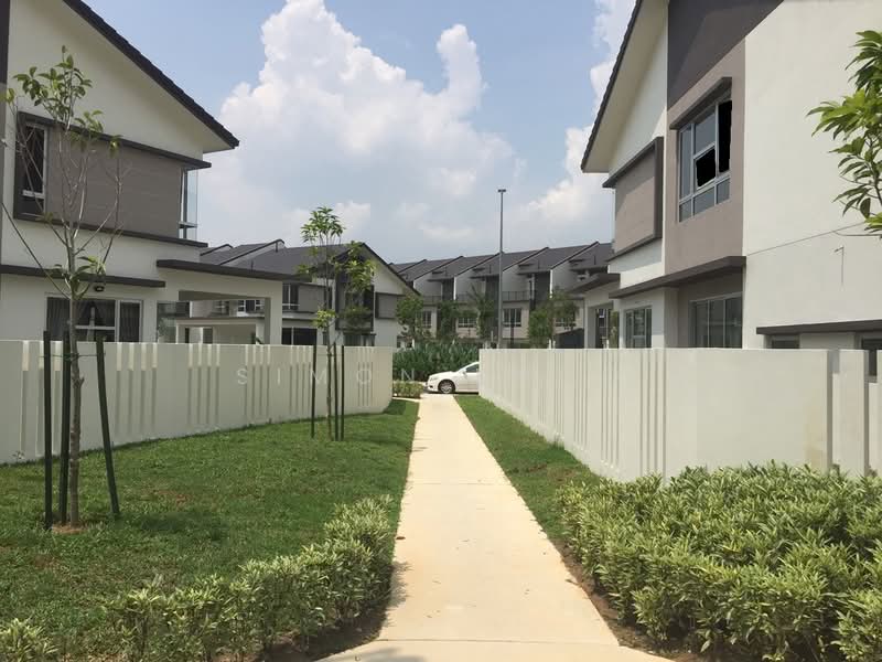 Rumah Teres untuk Dijual di Bandar Tropicana Aman (Telok Panglima Garang) - Simon Khoo - Exterior - PropertyGuru.com.my