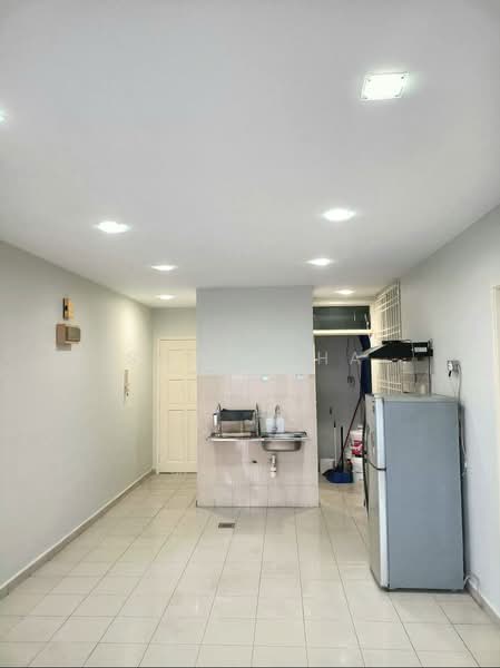 Pangsapuri untuk Disewa di Lake View Suites - Samantha Tang - PropertyGuru.com.my