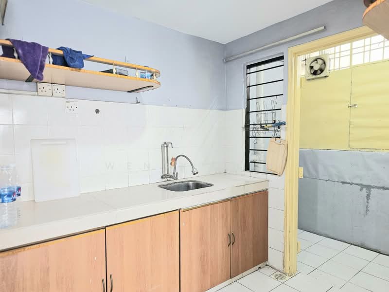 Kondominium untuk Dijual di Vista Millennium Condominium - Wendy Chin - Kitchen - PropertyGuru.com.my