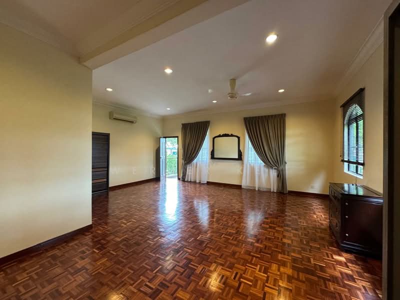 Bungalow House for Rent in Leisure Farm (Gelang Patah) - Werner Kee - Living Room - PropertyGuru.com.my