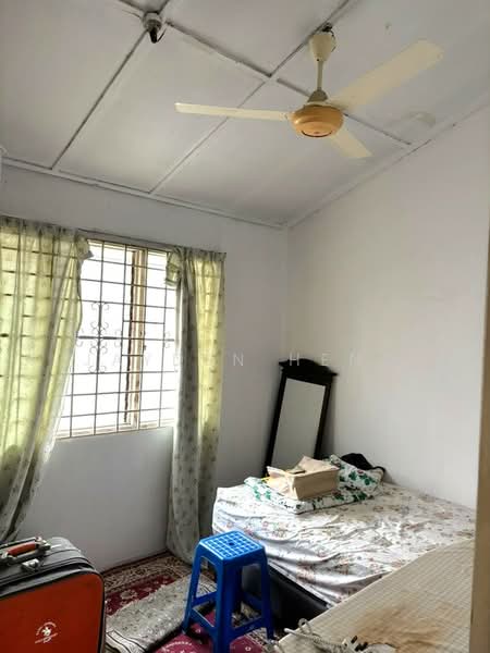 Rumah Teres 1 Tingkat untuk Dijual di Seksyen 17 (Petaling Jaya) - Jayden Heng - Bedroom - PropertyGuru.com.my