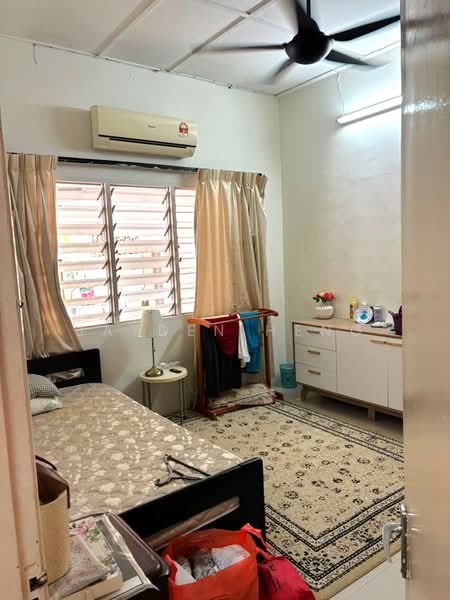 Rumah Teres 1 Tingkat untuk Dijual di Seksyen 17 (Petaling Jaya) - Jayden Heng - Bedroom - PropertyGuru.com.my