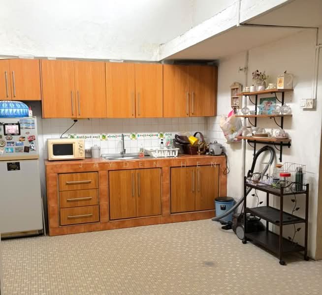 Rumah Teres 1 Tingkat untuk Dijual di Seksyen 17 (Petaling Jaya) - Jayden Heng - Kitchen - PropertyGuru.com.my