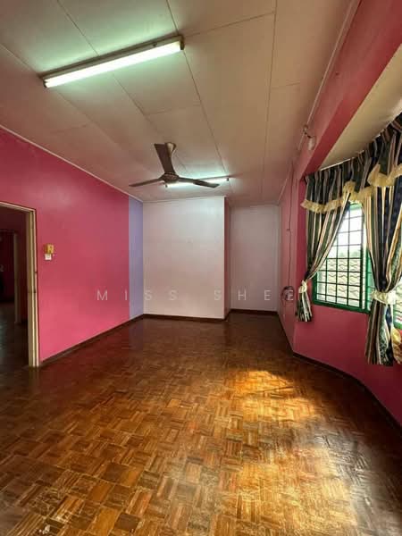 Terraced House for Sale in Johor Bahru (Johor) - Miss Shee - Living Room - PropertyGuru.com.my