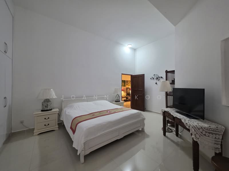 Rumah Banglo untuk Dijual di Leisure Farm (Gelang Patah) - Joanna Koo - Bedroom - PropertyGuru.com.my
