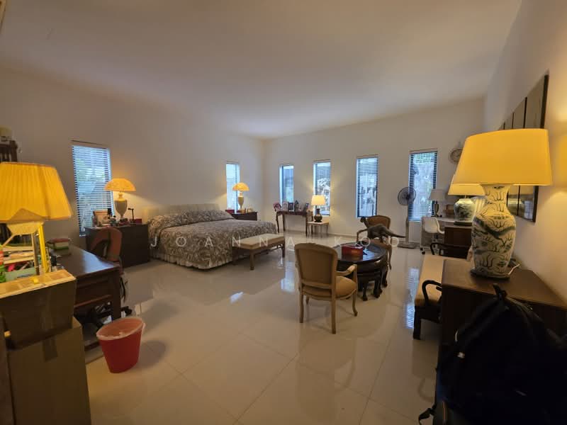 Rumah Banglo untuk Dijual di Leisure Farm (Gelang Patah) - Joanna Koo - Master Bedroom - PropertyGuru.com.my