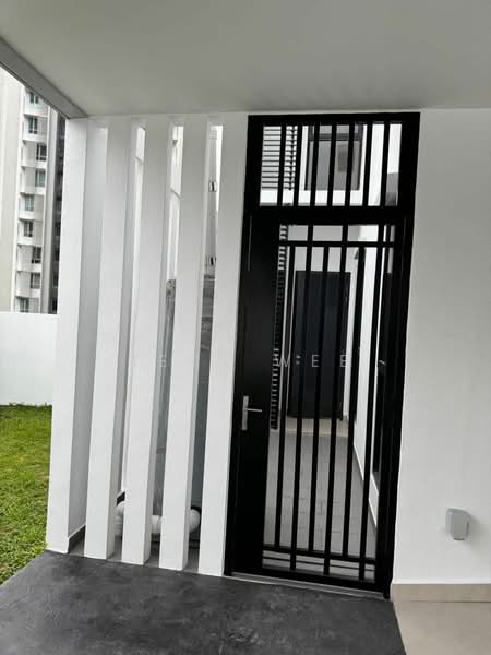 3-storey Terraced House for Sale in Taman Melawati (Ulu Kelang) - Teck Wee - Entrance - PropertyGuru.com.my