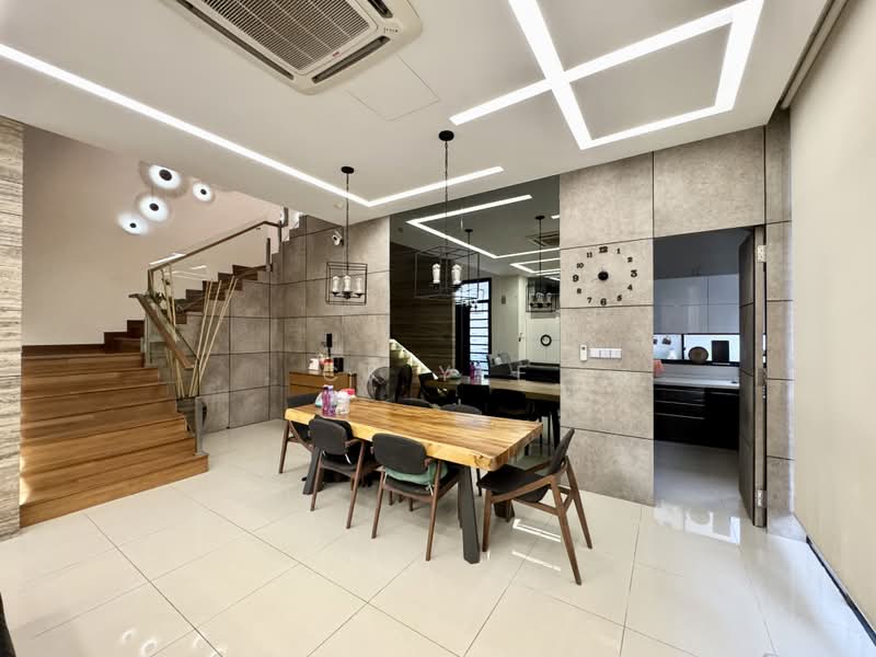 Rumah Berkembar untuk Dijual di Taman Equine (Seri Kembangan) - CK Yee - PropertyGuru.com.my