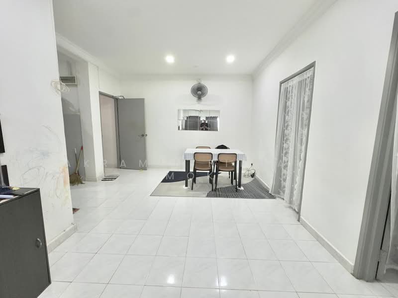 Apartment for Sale at Putra Indah Condominium - Akramin Firdaus Bin Mokhtar - PropertyGuru.com.my