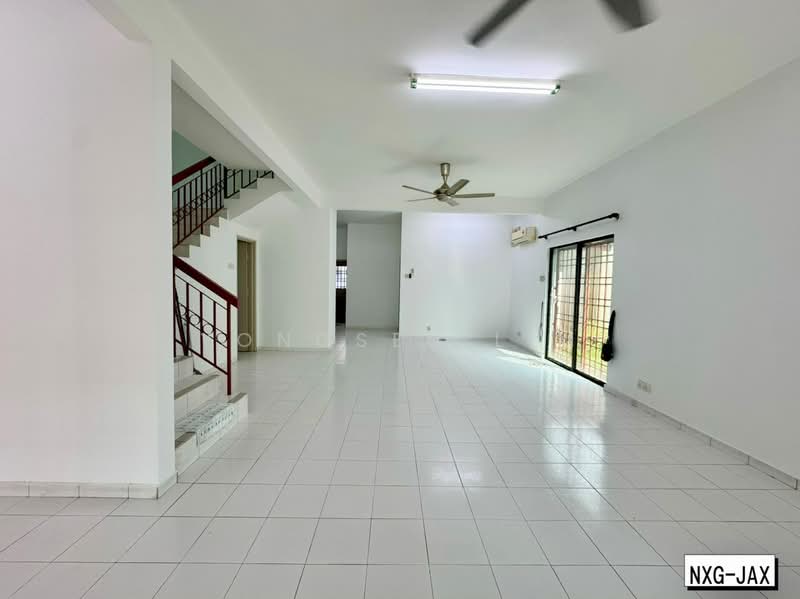 Rumah Teres 2 Tingkat untuk Dijual di Bandar Bukit Tinggi 2 (Klang) - Yongsen Lim - Living Room - PropertyGuru.com.my