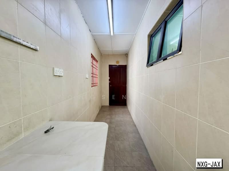 Rumah Teres 2 Tingkat untuk Dijual di Bandar Bukit Tinggi 2 (Klang) - Yongsen Lim - Corridor - PropertyGuru.com.my
