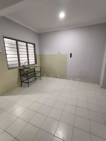 Residential Land for Rent in Pasir Gudang (Johor) - Sha Saravanan - Kitchen - PropertyGuru.com.my