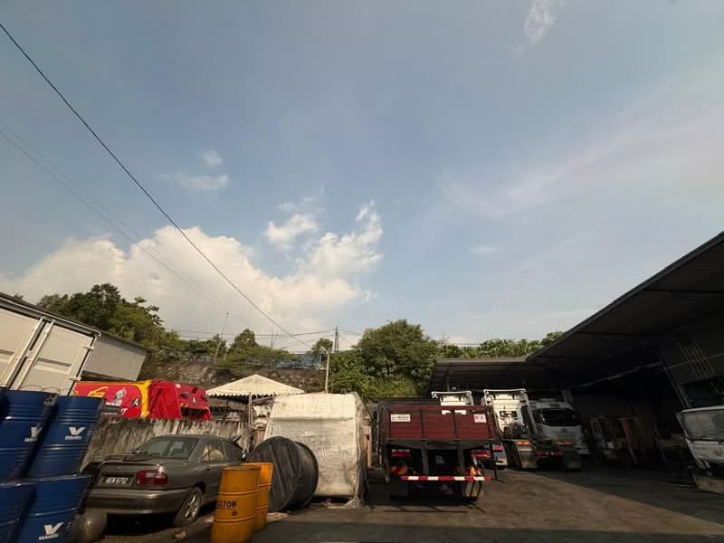 Kilang untuk Dijual di Kampung Baru Subang (Sungai Buloh) - Eugene Yap - Exterior - PropertyGuru.com.my