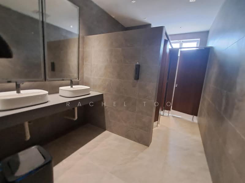 Warehouse for Rent in Uep Industrial Park (Subang Jaya) - Rachel Too - Bathroom - PropertyGuru.com.my