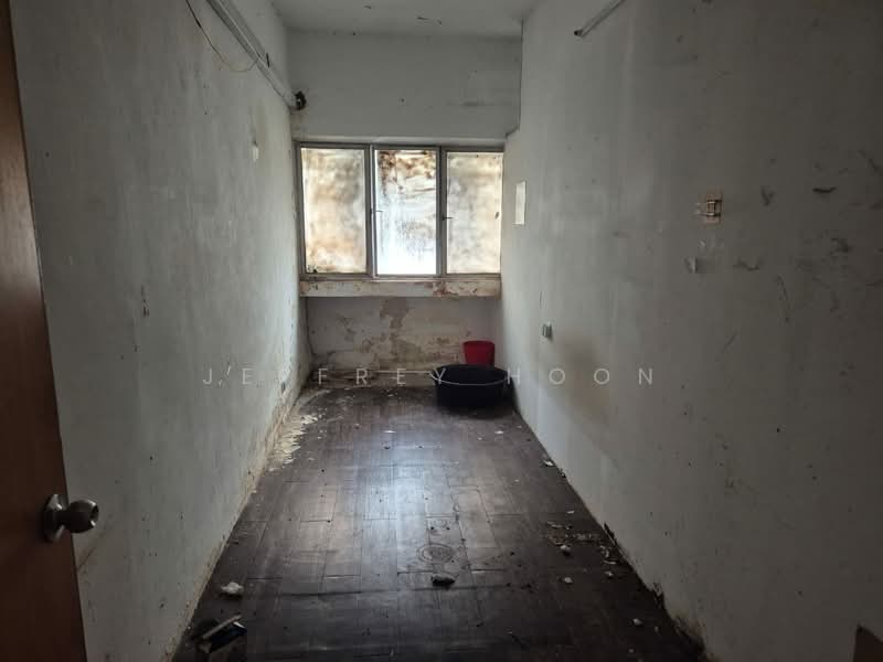Shop for Rent in SS2 (Petaling Jaya) - Jeffrey Hoon - Interior - PropertyGuru.com.my