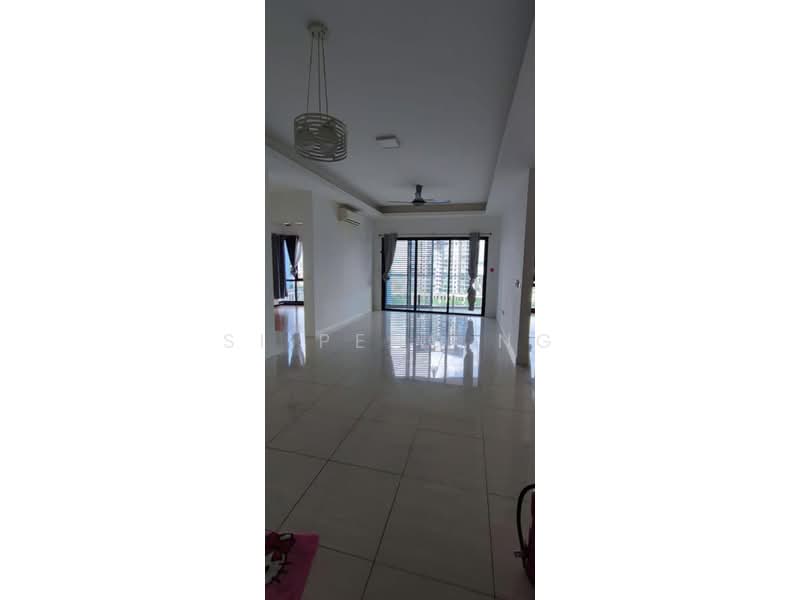 Condominium for Sale at Sky Condominium (Skyz Residence) - Si Peng Ng - Living Room - PropertyGuru.com.my