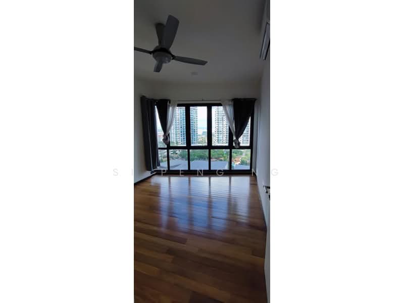 Condominium for Sale at Sky Condominium (Skyz Residence) - Si Peng Ng - Living Room - PropertyGuru.com.my