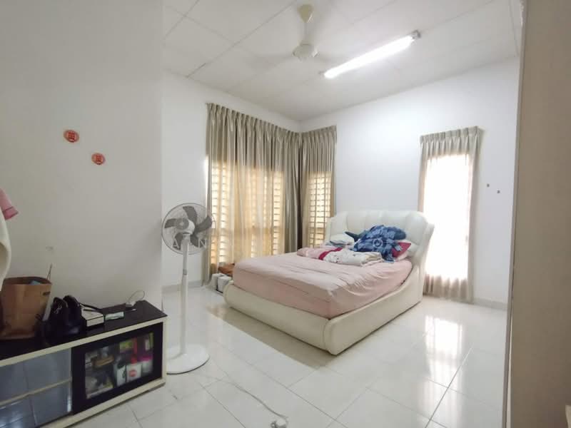 Rumah Kluster untuk Dijual di Seksyen U13 (Setia Alam) - Annie Kho - Bedroom - PropertyGuru.com.my