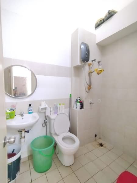 Rumah Kluster untuk Dijual di Seksyen U13 (Setia Alam) - Annie Kho - Bathroom - PropertyGuru.com.my