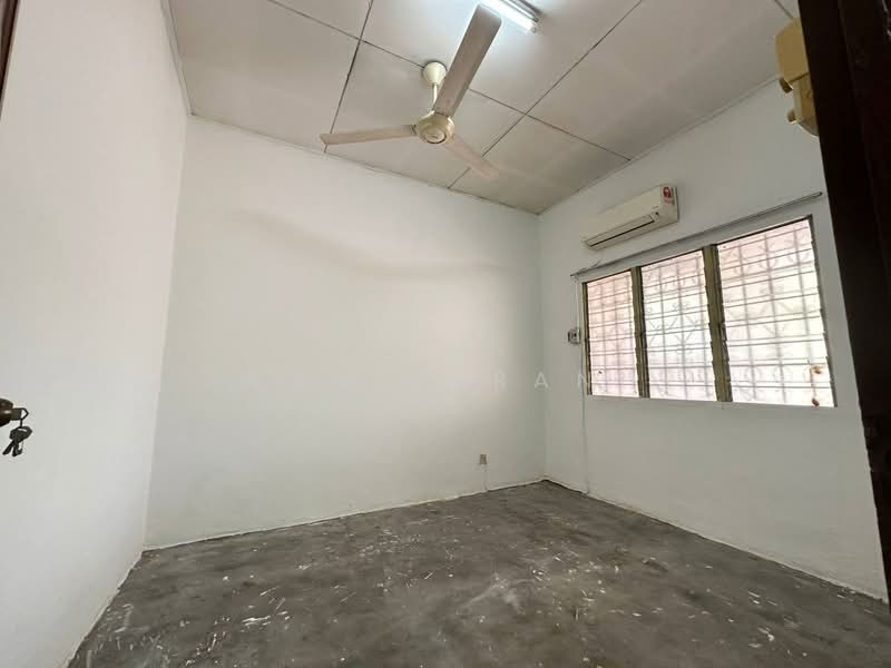 Rumah Teres 1 Tingkat untuk Dijual di Taman Kota Cheras (Cheras) - Wan Nurani - Interior - PropertyGuru.com.my