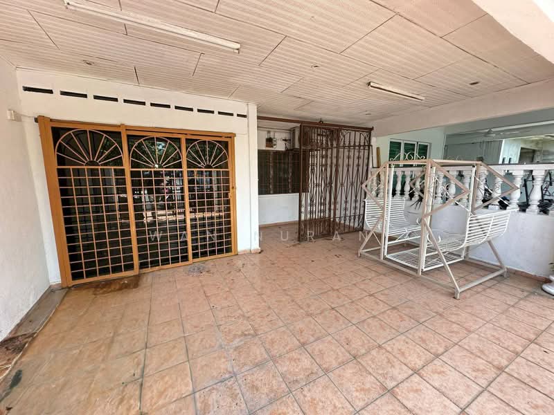 Rumah Teres 1 Tingkat untuk Dijual di Taman Kota Cheras (Cheras) - Wan Nurani - Exterior - PropertyGuru.com.my