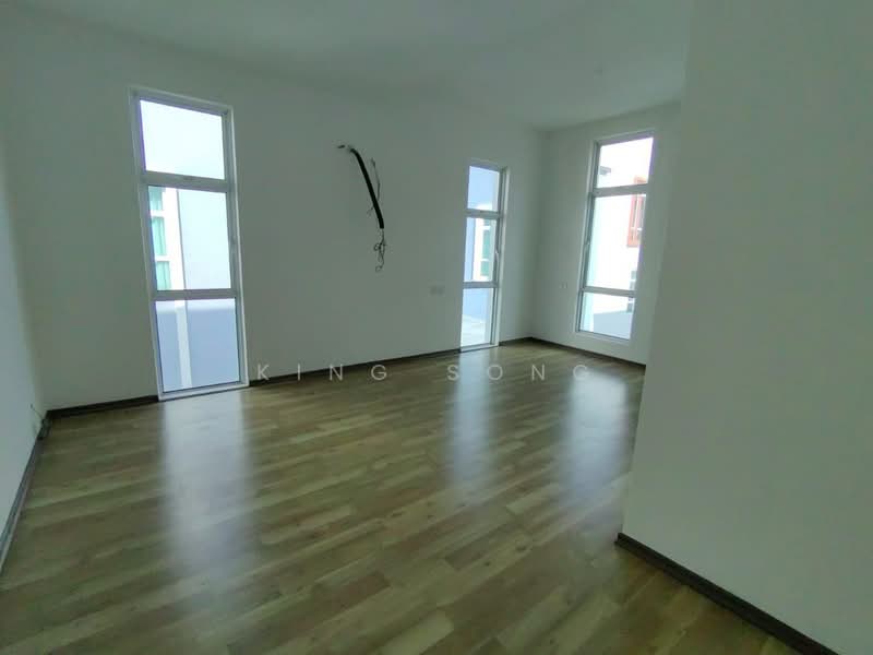 Bungalow for Sale in Klebang Besar (Klebang) - King Song - PropertyGuru.com.my