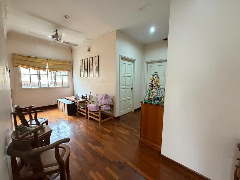 Bungalow for Sale in Bandar Country Homes (Rawang) - Uthaya Kumar - Living Room - PropertyGuru.com.my