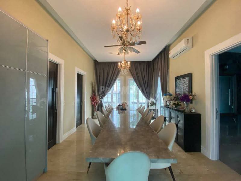 Bungalow for Sale in Shah Alam (Selangor) - Sa'a Nordin - Dining Room - PropertyGuru.com.my