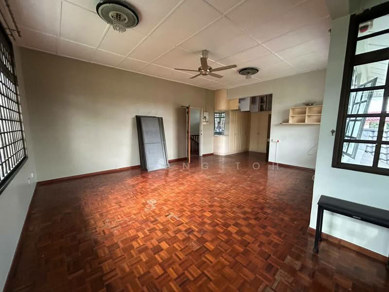 Bungalow for Sale in Taman Perling (Perling) - Ee Fong Toh - Living Room - PropertyGuru.com.my