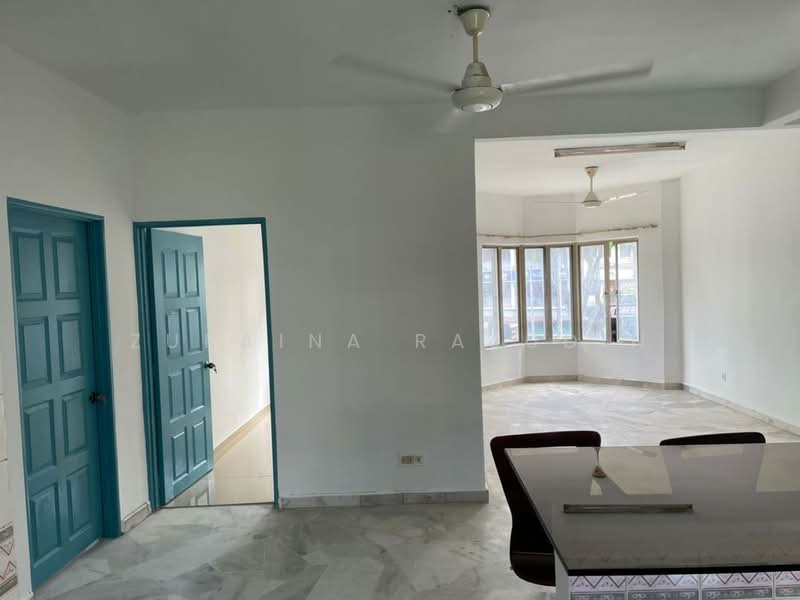 Pangsapuri untuk Dijual di Pangsapuri Jaya - Zuraina Rajudin - Living Room - PropertyGuru.com.my