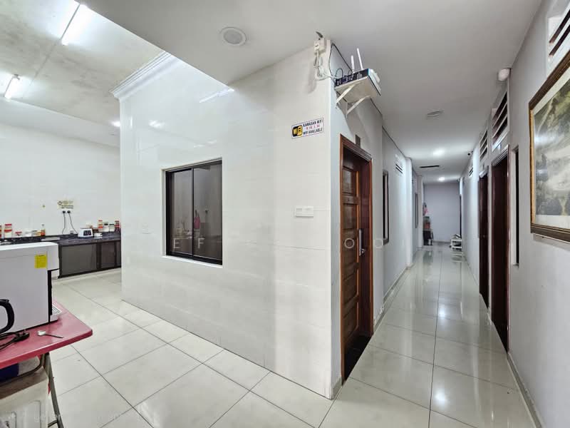 Kedai / Pejabat untuk Dijual di Taman Shamelin Perkasa (Cheras) - Jeffrey Ooi - Corridor - PropertyGuru.com.my