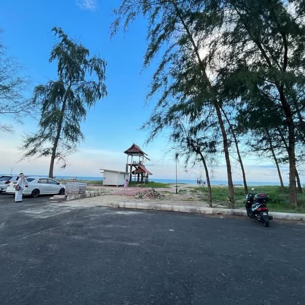 Bungalow for Sale in Kampung Pantai Batu Burok (Batu Buruk) - SAIEMAH BINTI MD YUSOF - Exterior - PropertyGuru.com.my