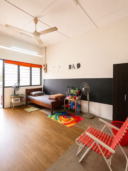 Rumah Teres 1 Tingkat untuk Dijual di Taman Rishah (Ipoh) - Steven . - Bedroom - PropertyGuru.com.my