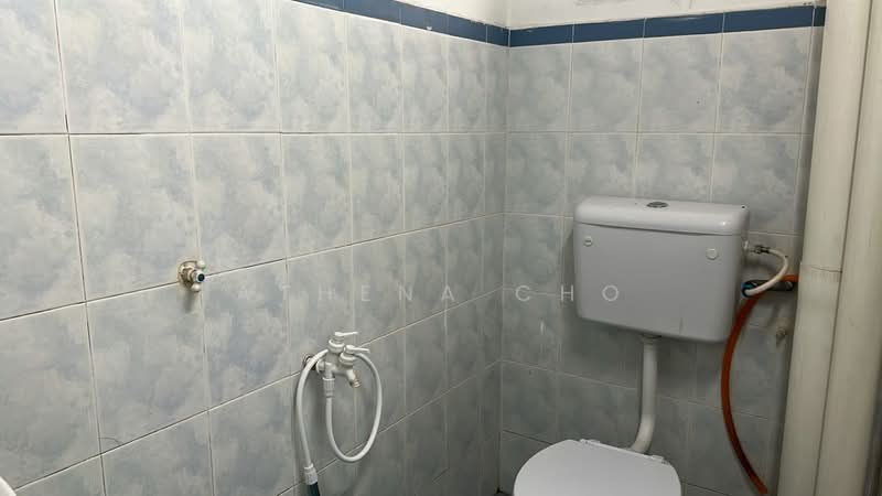 Pangsapuri untuk Disewa di Desa Palma - Athena Cho - Bathroom - PropertyGuru.com.my
