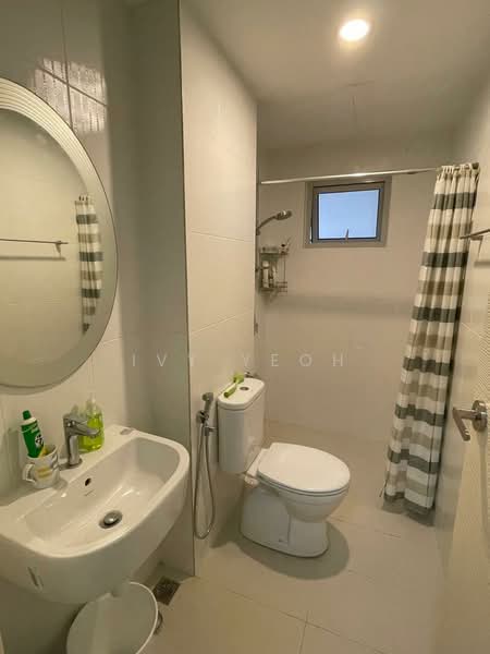 Kondominium untuk Disewa di The Latitude Condominium - Ivy Yeoh - Bathroom - PropertyGuru.com.my