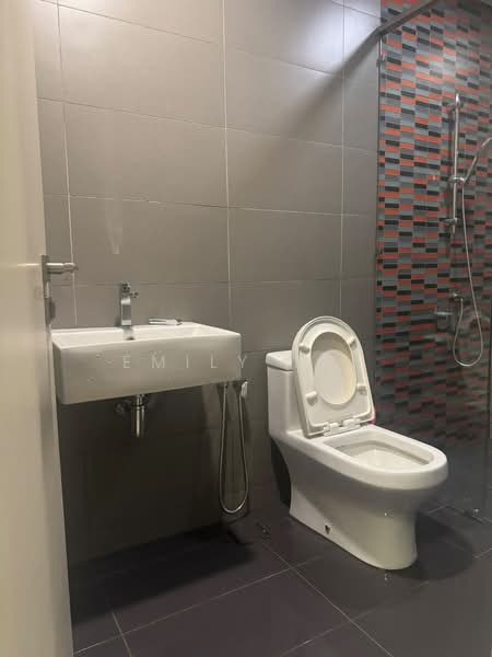 Service Residence for Rent at The Leafz @ Dedaun - Emily Tai - Bathroom - PropertyGuru.com.my