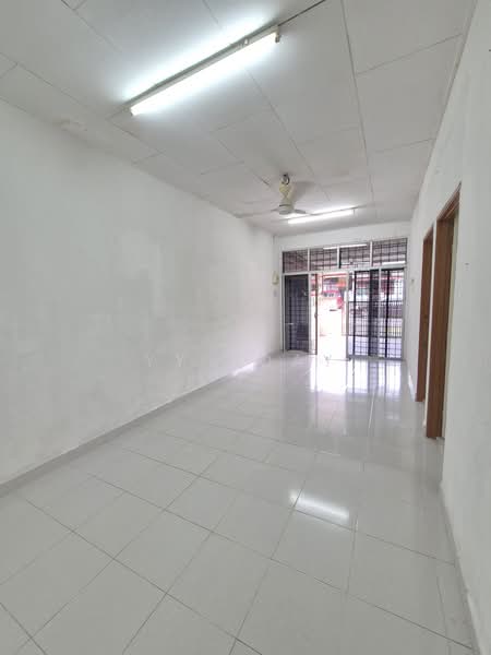 Rumah Teres 1 Tingkat untuk Dijual di Taman Keladi (Sungai Petani) - YY Koay - Living Room - PropertyGuru.com.my