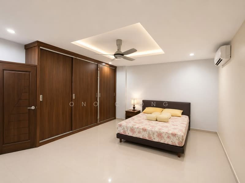 Bungalow for Sale in Taman Yoon Chan (Seremban) - Ono Chong - Bedroom - PropertyGuru.com.my