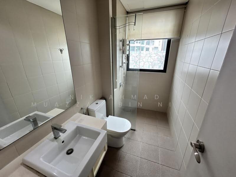 Kediaman Servis untuk Disewa di Parisien Tower - Nik Ahmad Muazzam Bin Nik Mazlan - Bathroom - PropertyGuru.com.my