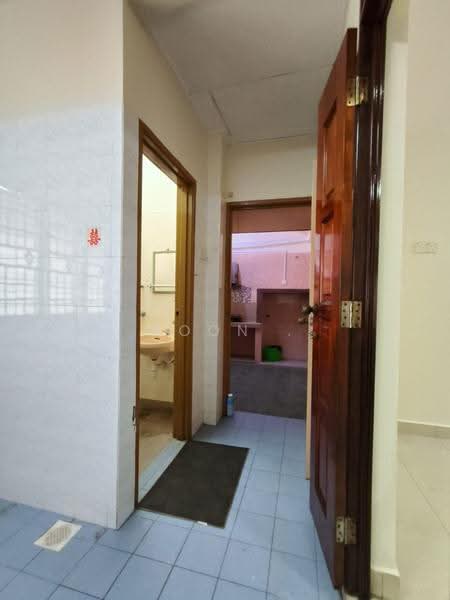 Rumah Teres 2-Tingkat untuk Dijual di Cheng (Melaka) - Woon . - PropertyGuru.com.my