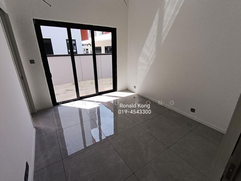 Rumah Berkembar untuk Dijual di Tiger Lane (Ipoh) - Ronald Kong - PropertyGuru.com.my