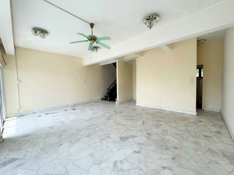 Rumah Teres 3-Tingkat untuk Dijual di Tanjung Bungah (Penang) - Francis Chan - Living Room - PropertyGuru.com.my